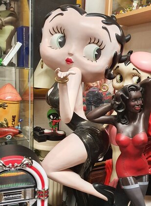 Betty-Boop-Kfs-Cartoon-Comic-Collectible--Big-Statues-Original-resin-Figurine-Merchandise-Used-and-New-in-Box