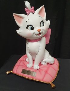 Disney Beast Kingdom Master Craft Aristocats Marie Statue With Base 33cm High New and Boxed