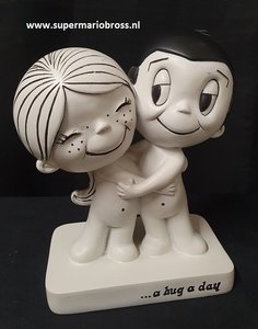 Love is a hug a day Liefde is Cartoon Comic Figurine Liebe Ist Figur very rare