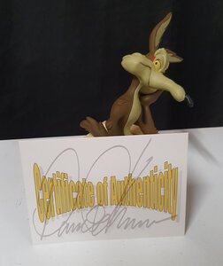 Wile E Coyote On Dynamite Sculpted by david kracov Cartoon comic Collectibles Boxed Limited 20cm