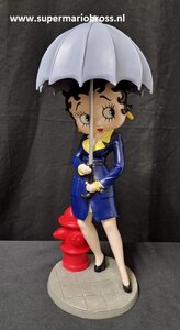 Betty in the Rain Retired betty boop Umbrella Cartoon Comic Figurine Original KFS New Boxed