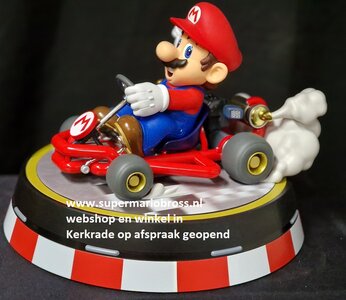 First 4 Figures MARIOKART Collectors Edition Painted Pvc Statue New Boxed