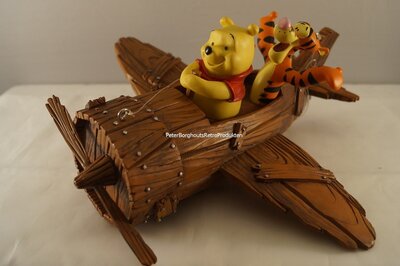Winnie the Pooh and Friends in airplane 25cm Walt Disney Pooh and Friends Boxed
