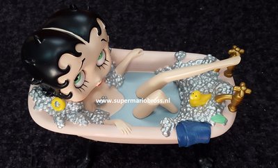 Betty Bath Tub Pink - Betty Boop In Bad - BB Cartoon Decoratiebeeldje 2015