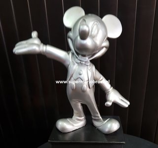 Walt Disney Mickey Mouse Silver Cast Member Award 24cm Figurine Statue very Rare