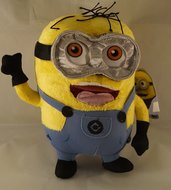 DISPICABLE ME MINION JORGE 3 D - TWO EYES - Stoffen - Plush Doll