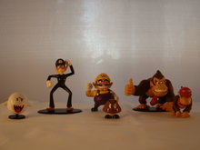 SETJE van 6 ,Donkey Kong, Diddy Kong, Boo, Waluigi, Wario en Goomba