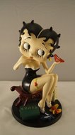 Betty Boop with Shoes - Polyresin Dekoratiebeeldje