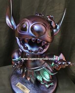 Disney Stitch Hula Master Craft Beast Kingdom Special edition Statue 38cm High New Boxed with certificaat