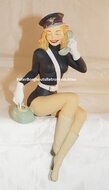 The-Girl-Next-Door-Parastone-Babbling Betty-Handpainted-pinup-figurine-3143