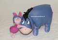 Eeyore &amp; Piglet Cuddling - Disney Eeyore &amp; Piglet knuffelen - Dekoratie beeldje Boxed