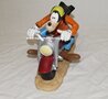 Goofy on MotorBike - Disney Goofy Motorbike 23 cm Polyresin Beeldje