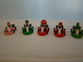 MARIO Pull Back Kart  - Setje van 5 Mario Kart Figurine  