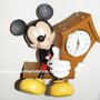 Mickey With Clock - Mickey Met Klok Polyresin - Disney Deco Beeldje - Boxed