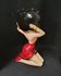 Betty Boop Kneeling Red Glitter Dress new & Boxed Collectible Figurine - betty boop knielend rode glitter jurk deco beeldje
