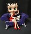 Betty Boop on Blue Settee Figurine - Betty op Blauw Bankje with Pudgy 22cm New Boxed collectible